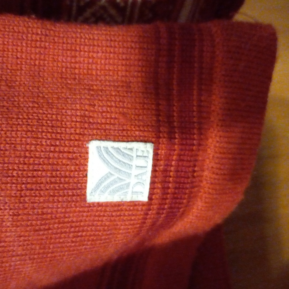 Rust Red Women's Quarter-Zip Sweater - Brand Unspecified - Picture 3 of 11